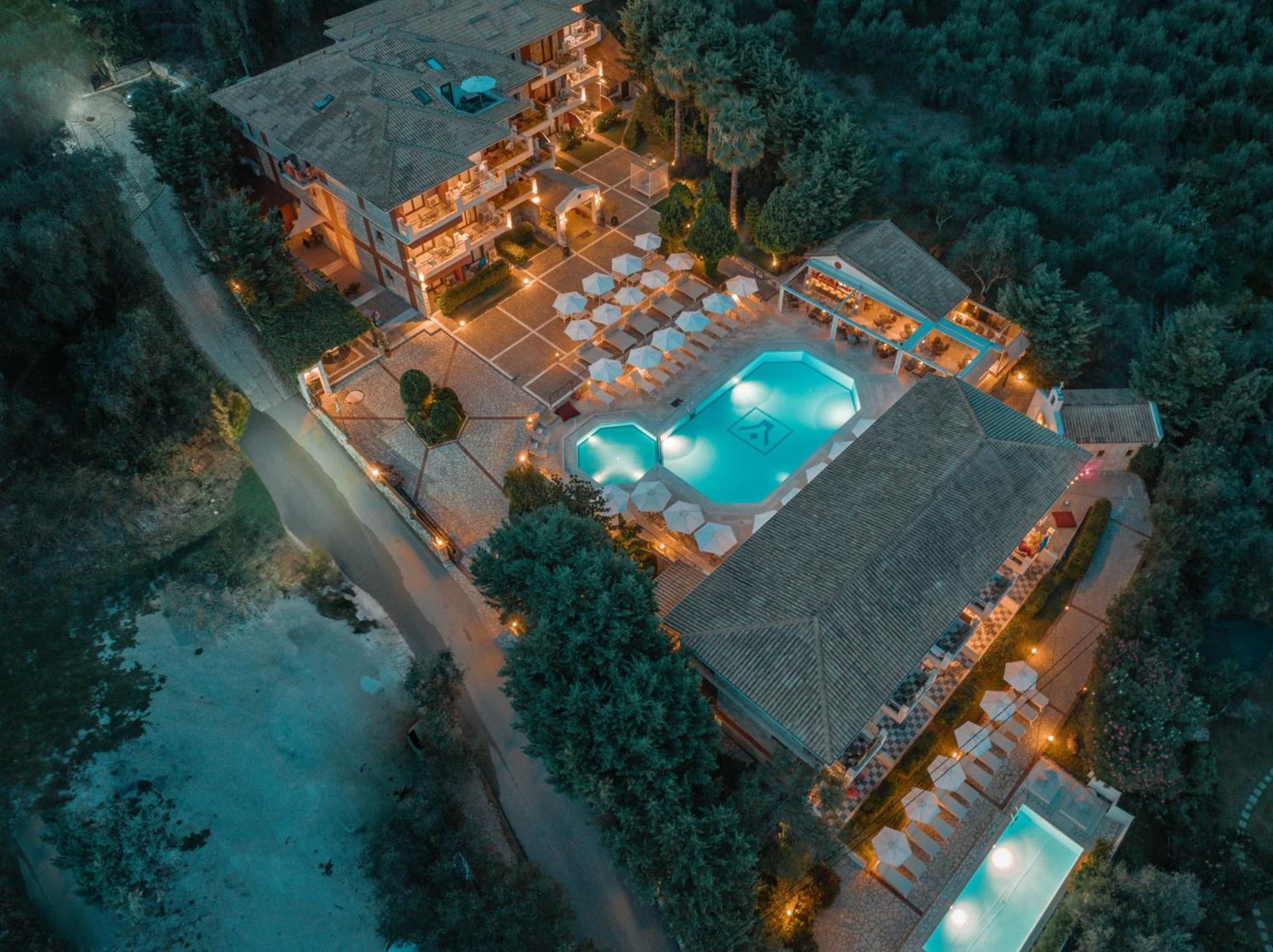 Dracos Hotel Parga Eksteriør billede