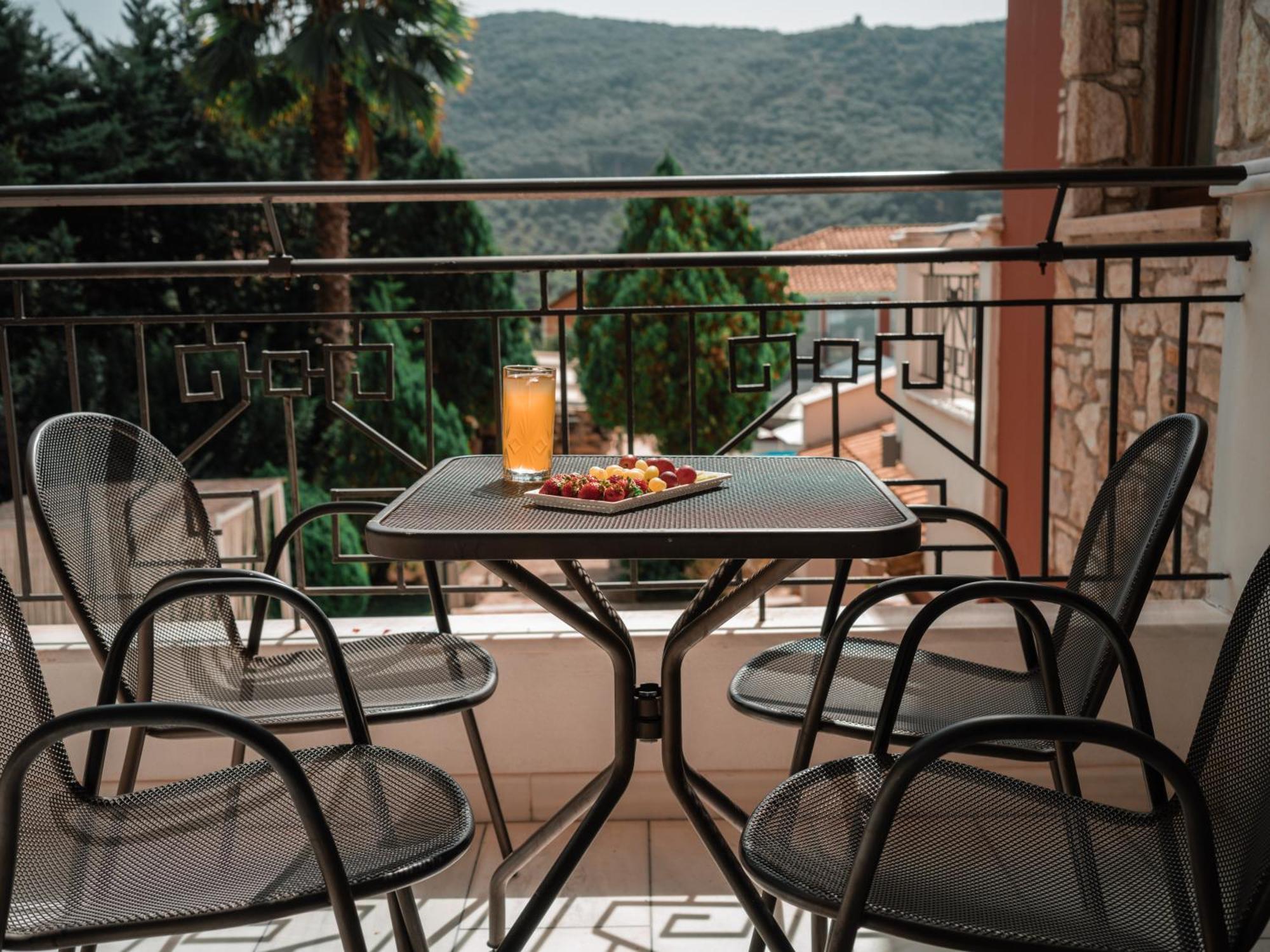 Dracos Hotel Parga Eksteriør billede
